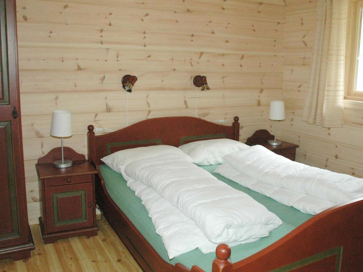 Two-Bedroom Holiday Home In Olden 3 Værelse billede